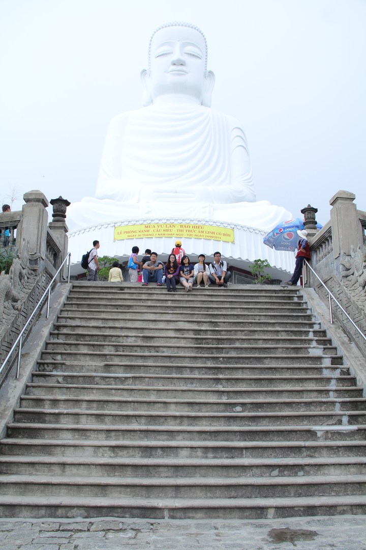 Chùa linh ứng bà nà 2